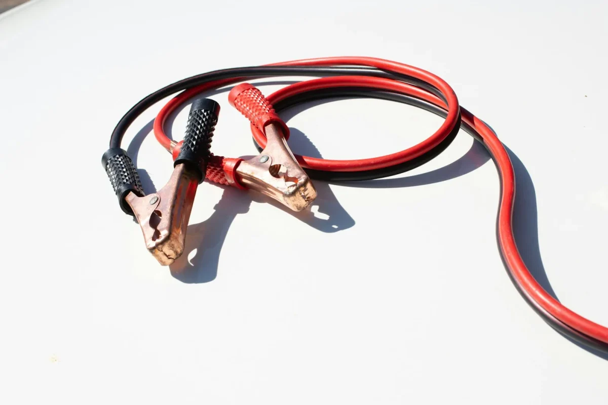 Connecting jumper cables to a UTV battery terminal