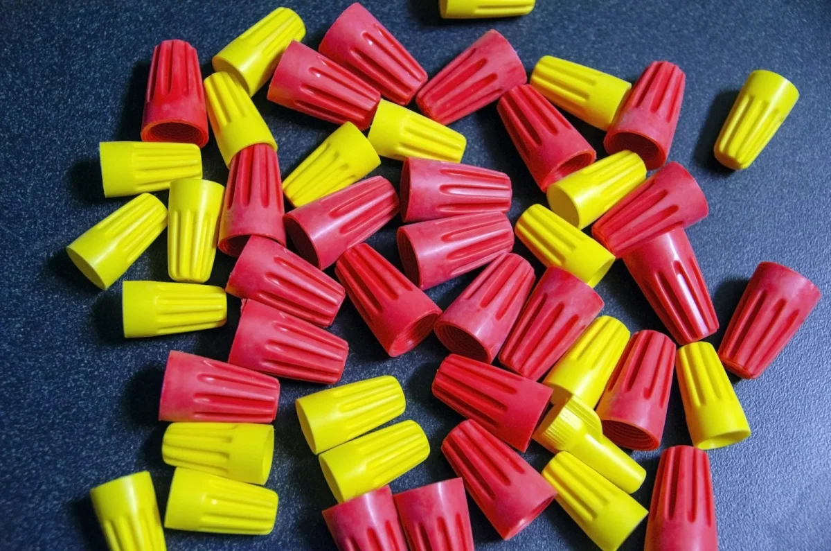 Checking stator resistance at the three pin connector